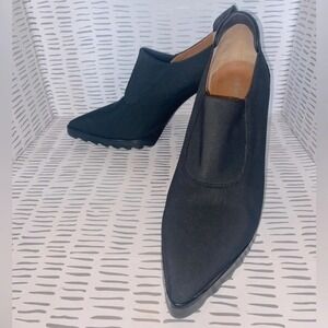 Right Bank Shoe Co Black Neoprene Pointed Toe Shooties Croc Heel Italy Womens 9B
